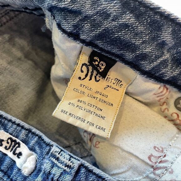 Miss Me Back Flap Pocket Bootcut Jeans Light Denver Wash Size 27 - Picture 9 of 12